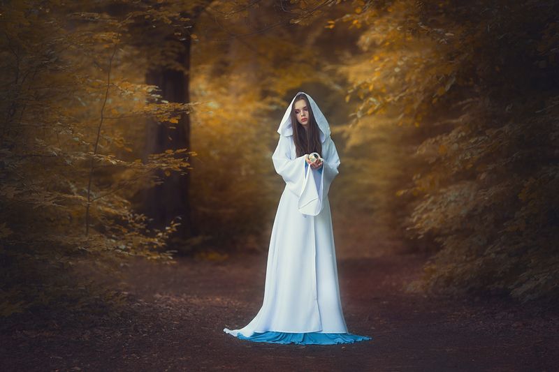 Laura фото превью