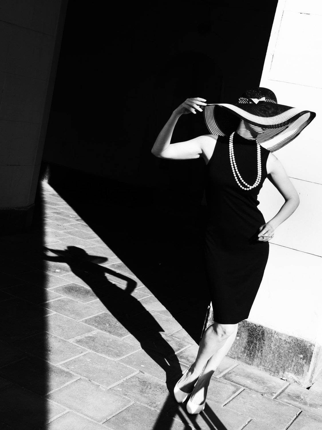 Moscow, Russia, Contrast, Black and white, Vogue, Fashion, Monochrome, Elena Beregatnova