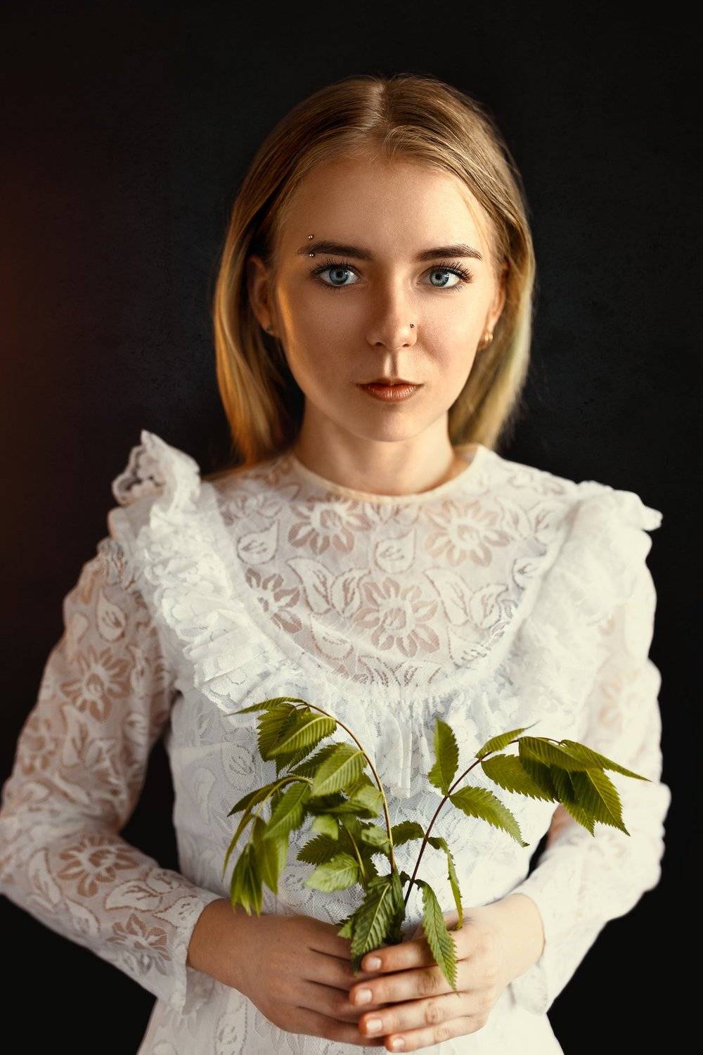 portrait, girl, people, color, eyes, light, девушка, studio, студия, портрет, head, свет, человек, эмоции, цвет, фотосессия, Иван Лосев