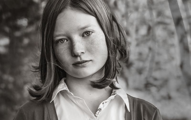 Портрет девушки. фото превью