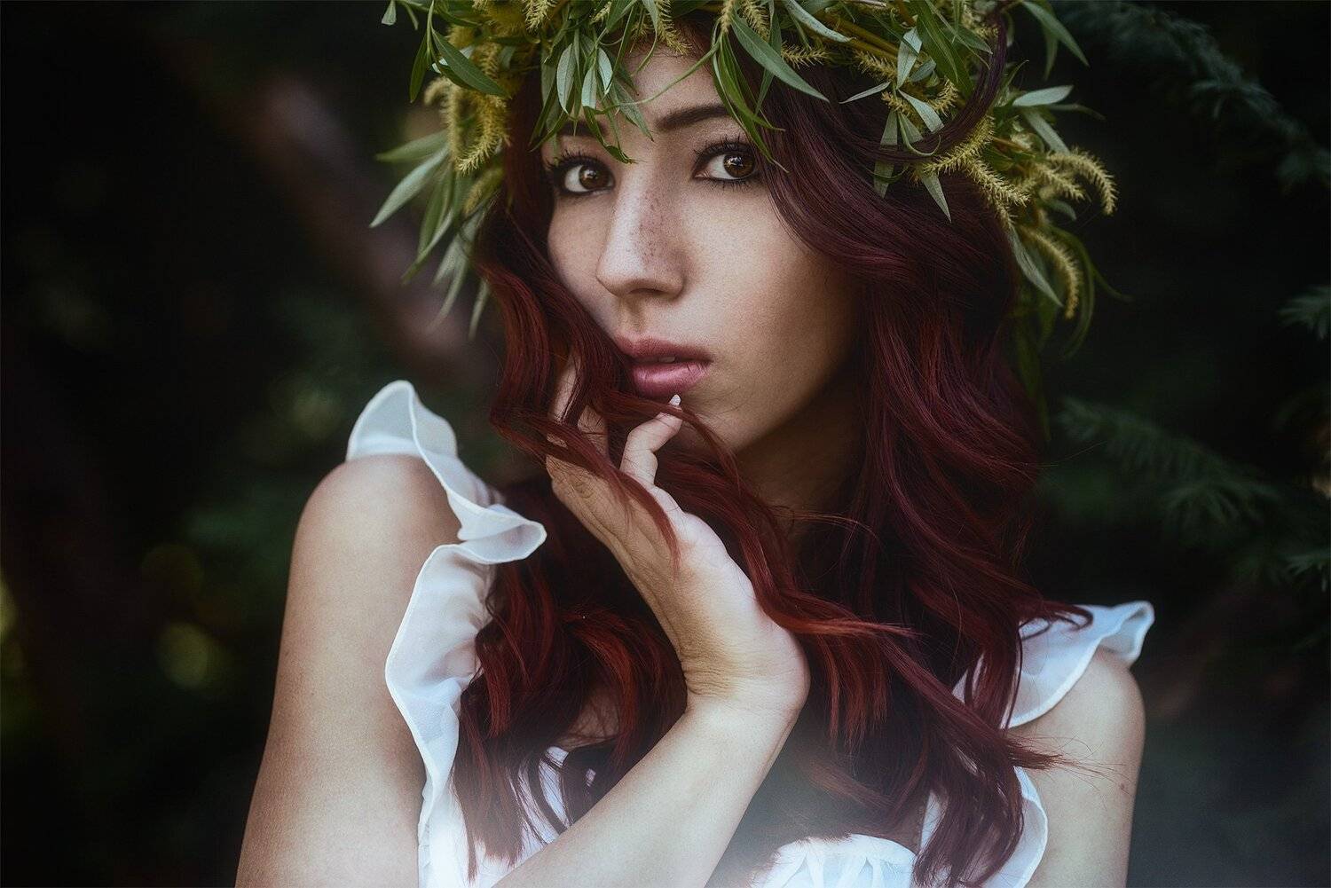 портрет, девочка, листья , Александър Киричев