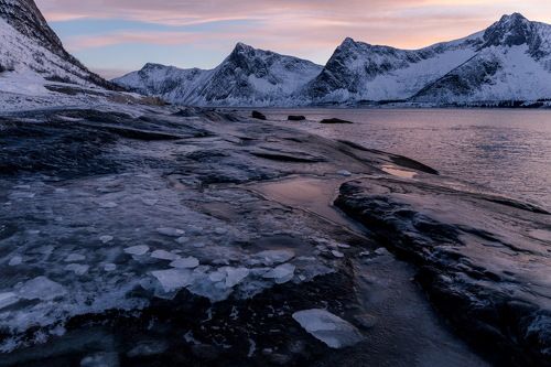 Ледяной пляж