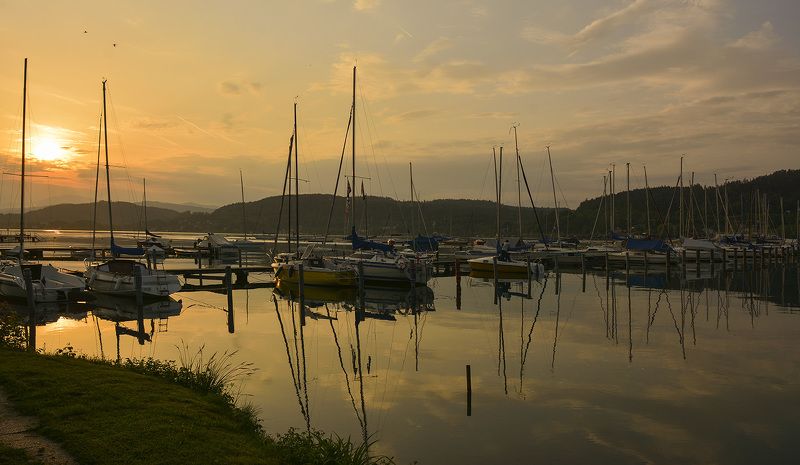 спокойствие, безмятежность, закат, краски, озеро, яхты, австрия Умиротворение фото превью