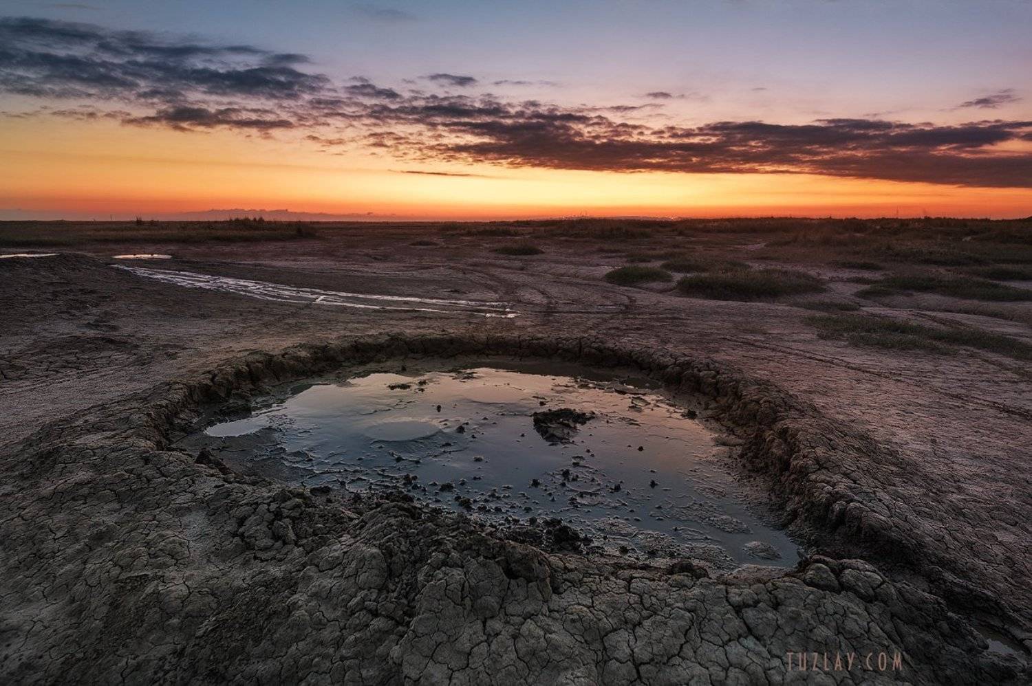темрюк, таманский полуостров, земля таманская, грязевой вулкан, вулканы тамани, вечер на вулкане, Владимир Тузлай
