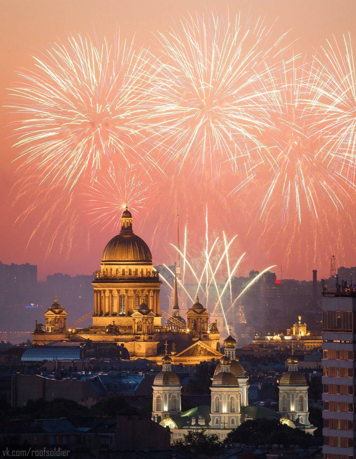 Салют, Санкт-Петербург, город, крыша, закат, храм, Голубев Алексей