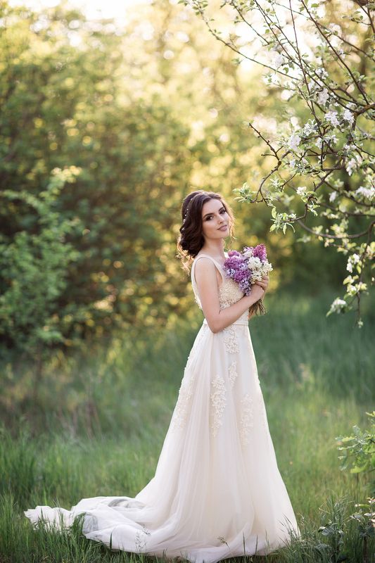 невеста, свадьба, весна, парк, цветы, серень, зелень,закат, фотограф, свадебный фотограф,Крым, симферополь, нежность, легкость,2018 Весенняя невеста фото превью