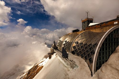 Там, где летом лежит снег.