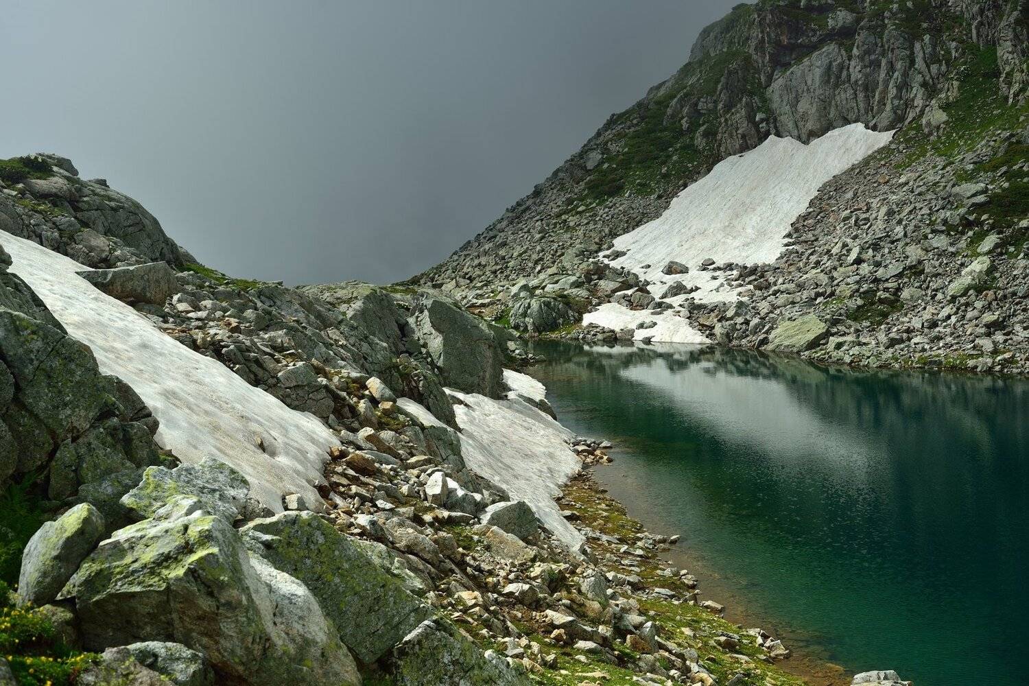 горы лето озеро утро, Александр Жарников