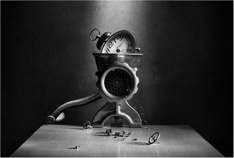 Время вышло. (The end of time)