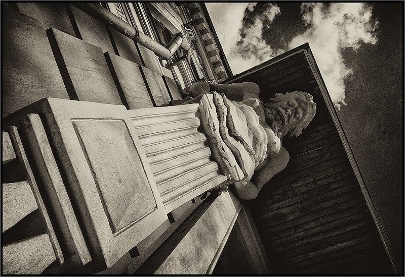 Остатки былой Москвы. Московские Атланты. фото превью