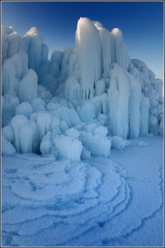 причудивые,фигуры,деревенская,водокачка Не Гренландия ) фото превью