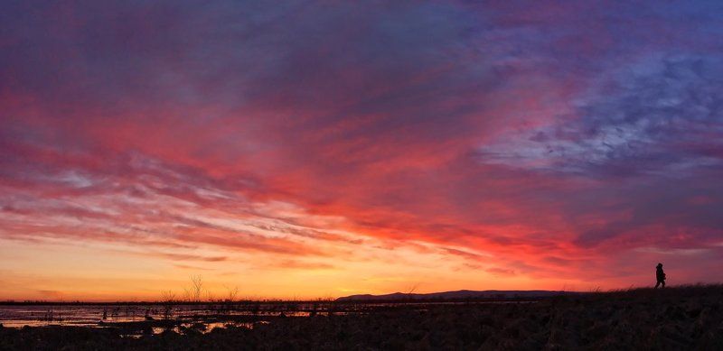 унося в новый день груз вчерашних забот фото превью