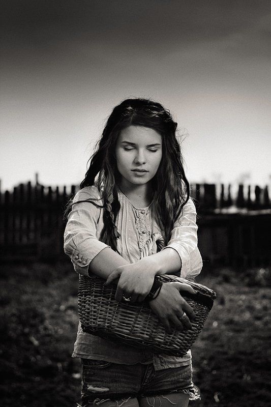 dmitry alekseyev, bw, чб, село и люди, пистацки драматическое небо, Silence Inside фото превью