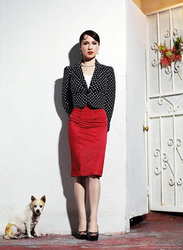 paloma con perro фото превью