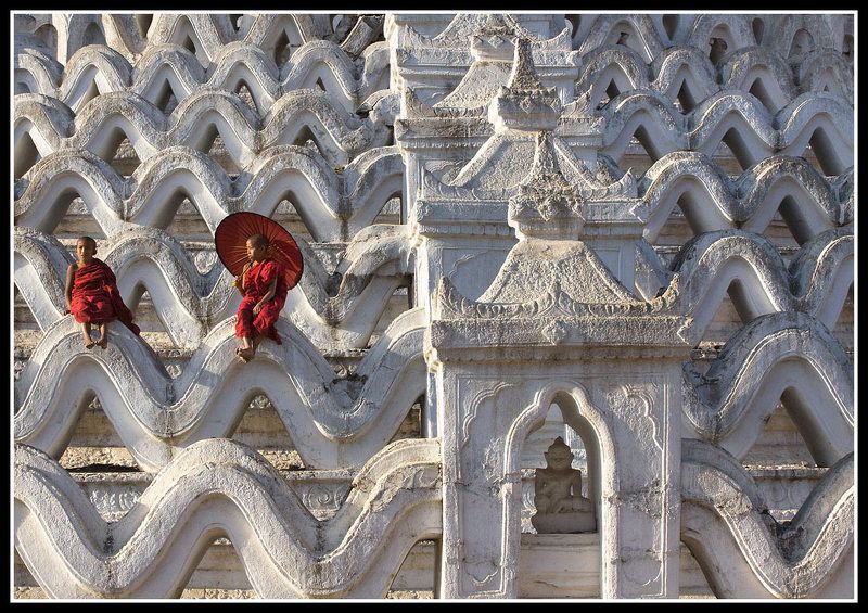 бирма, зонтик, монахи, мингун Этюд с зонтиком... фото превью