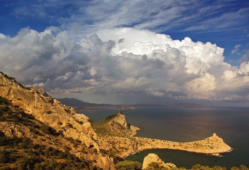 Облака над Меганомом фото превью