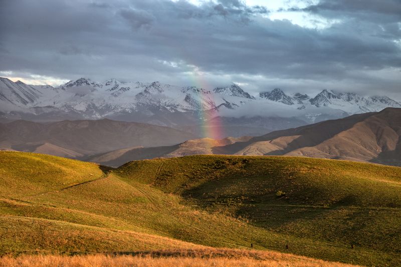пейзаж,  природа, после дождя, облака, радуга, горы, непогода, солнце, фотограф, алматы, фотограф алматы, landscape, the sun, nature, photographer, аlmaty, amazing, awesome,  the mountains, clouds, rainbow Радуга фото превью