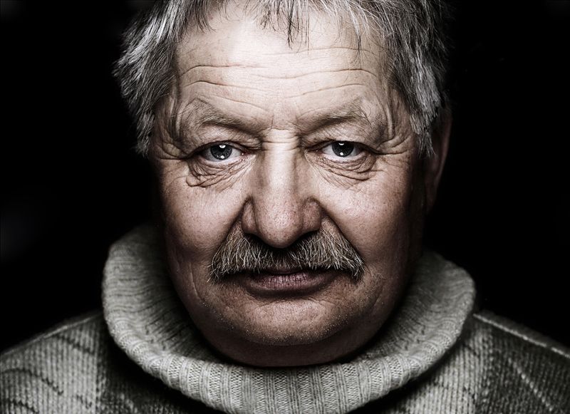 мужчина фото превью