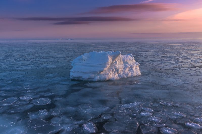 охотское море, лед, зима, мороз, море, ледостав, север, льдины, айсберг, сахалин, охотоморье, сахалинская область, зимовка на сахалине, photojourneysru Almost frozen фото превью