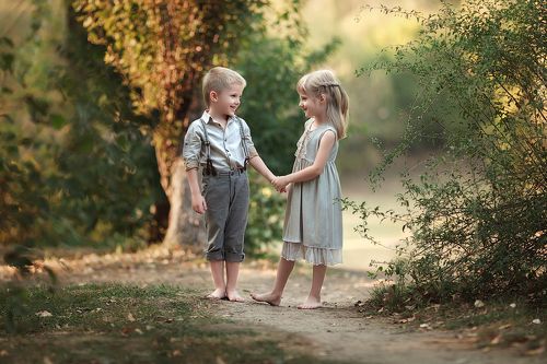 Двойняшки...sister and brother