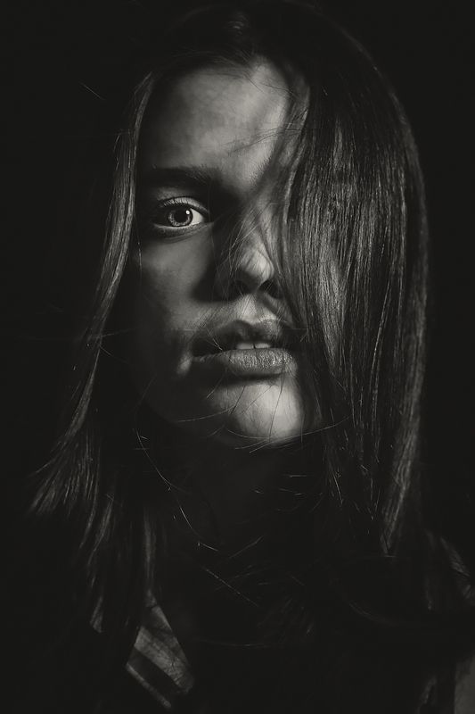 портрет, глаза, женщина, волосы Марина. фото превью