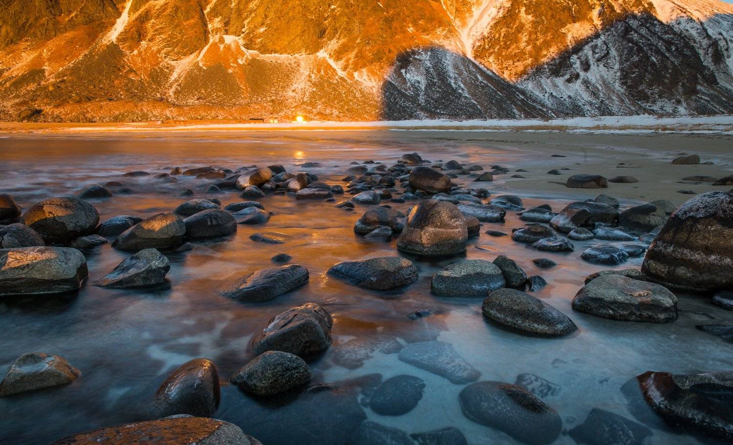закат,заполярье,норвежское море,золото,каменистый берег,, Ирина Назарова