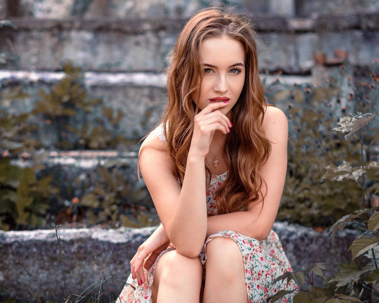 girl, summer, mood, beautiful, young, female, sitting, portrait, Saulius Ke