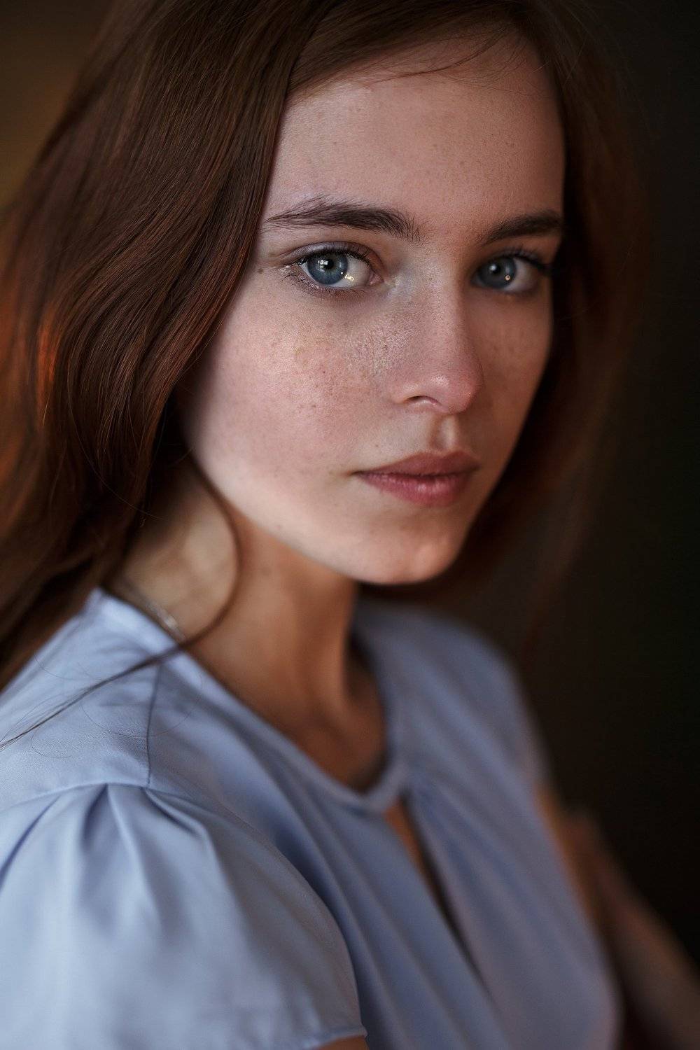 portrait, girl, people, color, eyes, light, девушка, studio, студия, портрет, head, свет, человек, эмоции, цвет, фотосессия,модель,красивая,молодая,прекрасная,взгляд,лицо, Иван Лосев