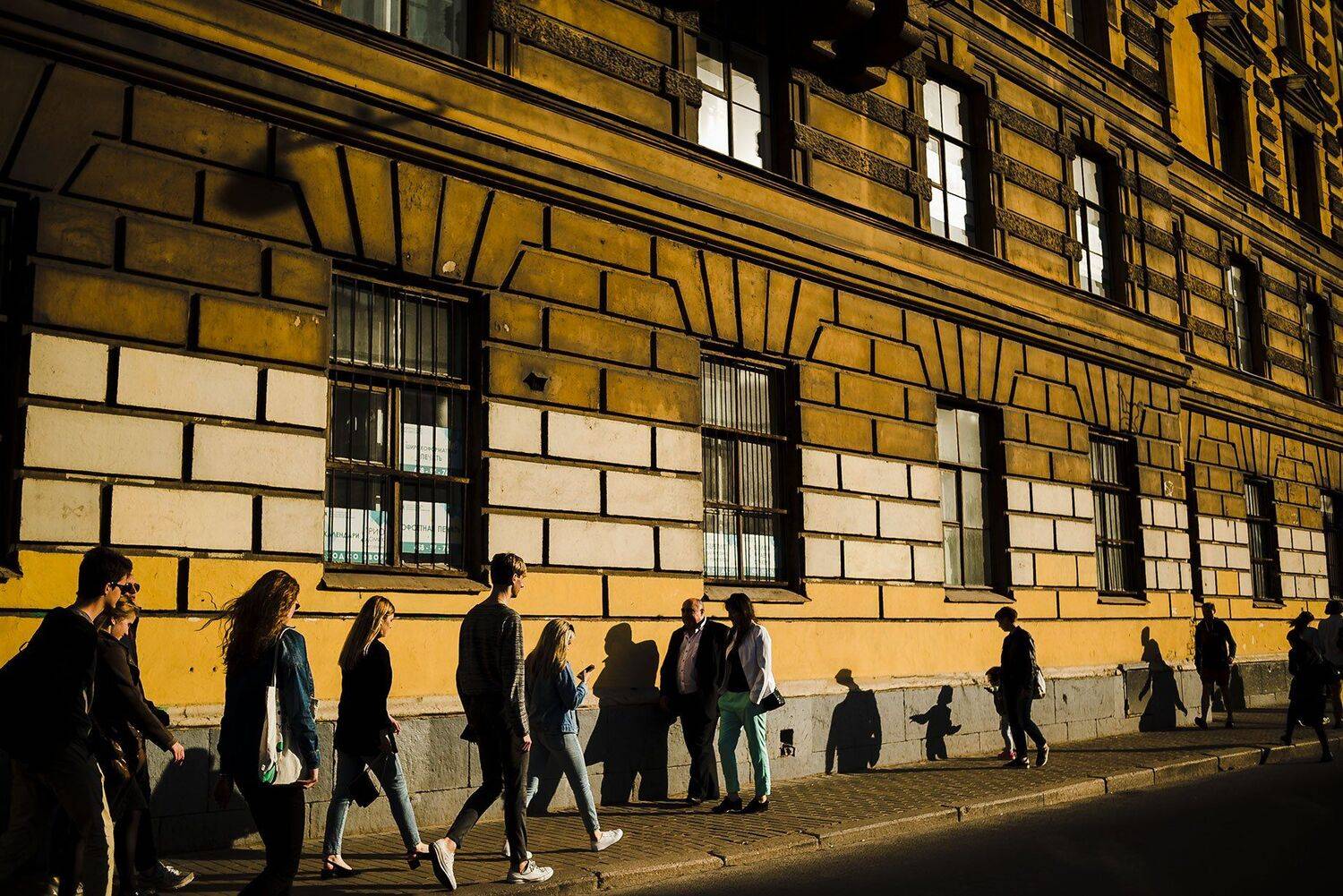 желтый, питер, тени, силуэты, Виктория Разина