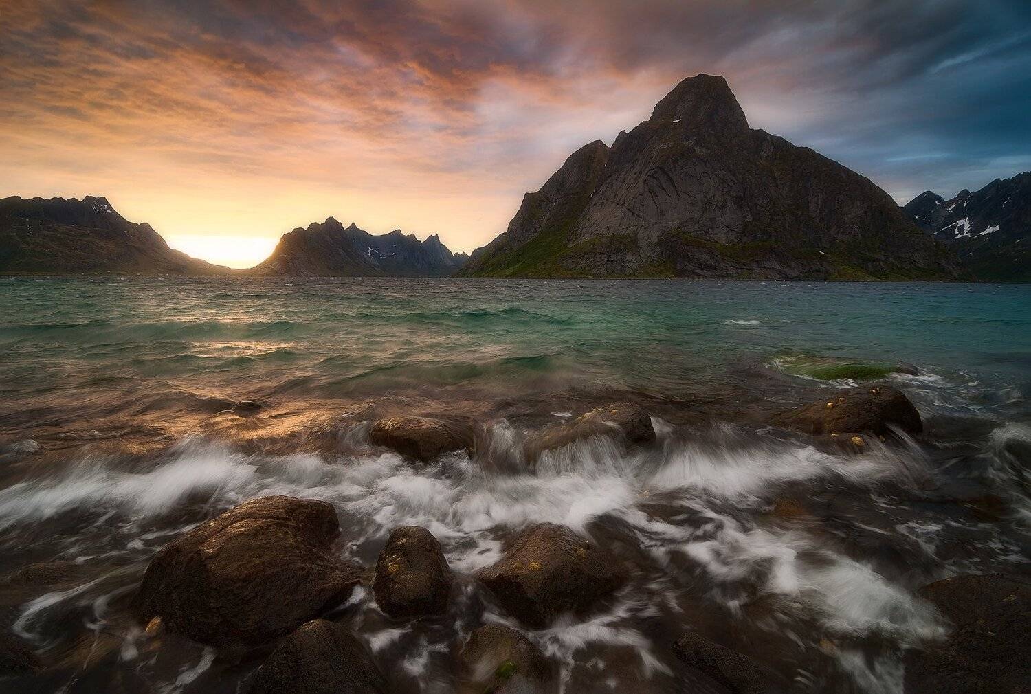 reine, lofoten islands, norway, Csomai David