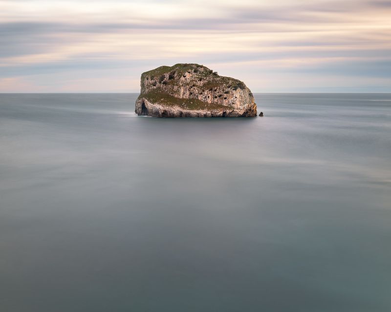 atlantic, basque, bay, bermeo, biscay, cliff, clouds, coast, coastline, country, dawn, dramatic, elephant, europe, euskadi, floating, foam, gates, gaztelugache, gaztelugatxe, grass, green, haze, island, islet, landmark, landscape, lonely, mist, morning, n The Lonely Elephant фото превью
