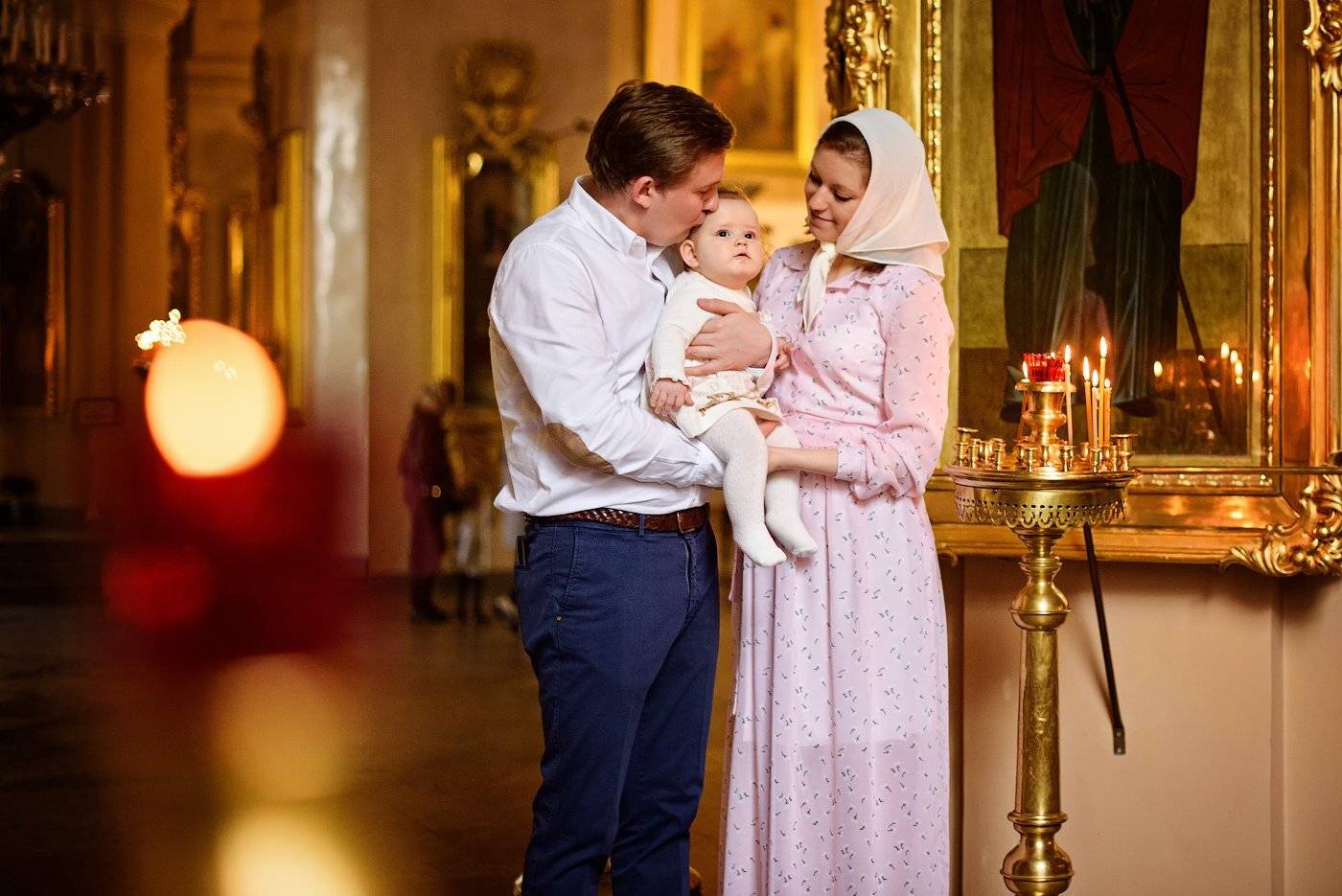 крещение, фотограф на крещение спб, таинство крещения, фотограф спб, церковь, таинство, Юлия Полуэктова