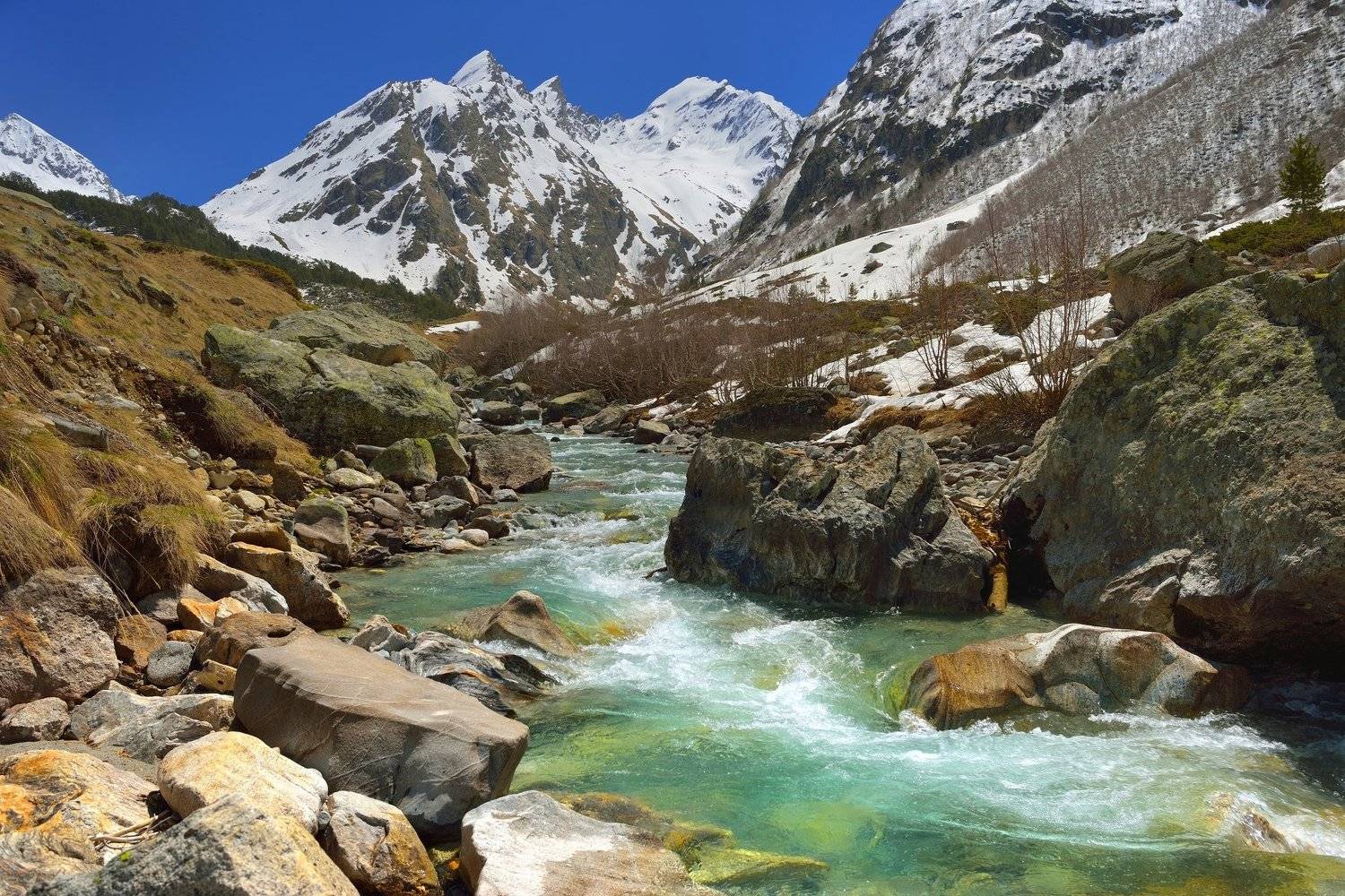горы весна кавказ ручей, Александр Жарников