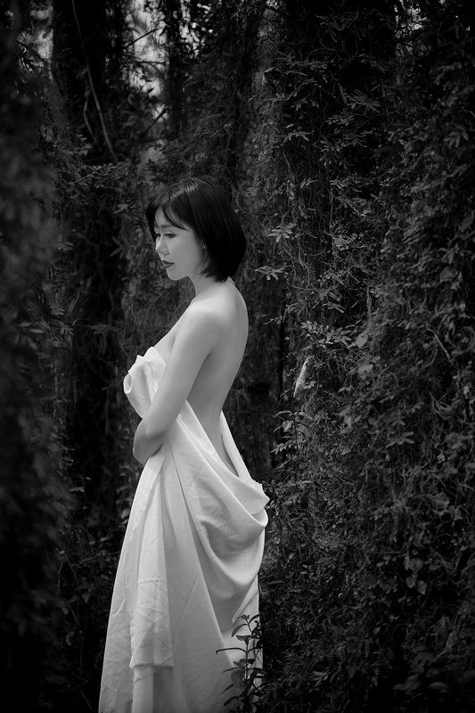 NUDE b&w  nude фото превью