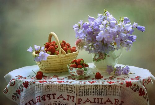 Клубничное лето