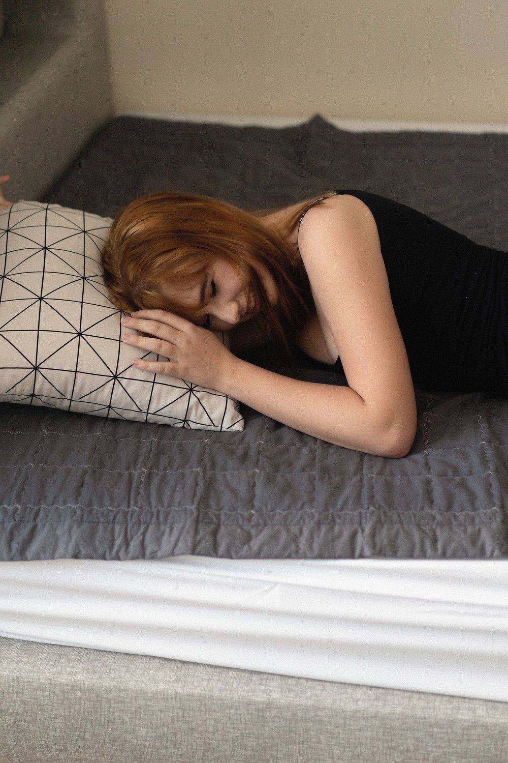 #sexy #girl #woman #beauty #cute #light #night #red #seminude #potrait #underwear #female #dance #a9 #sony, moonlight_mermaid