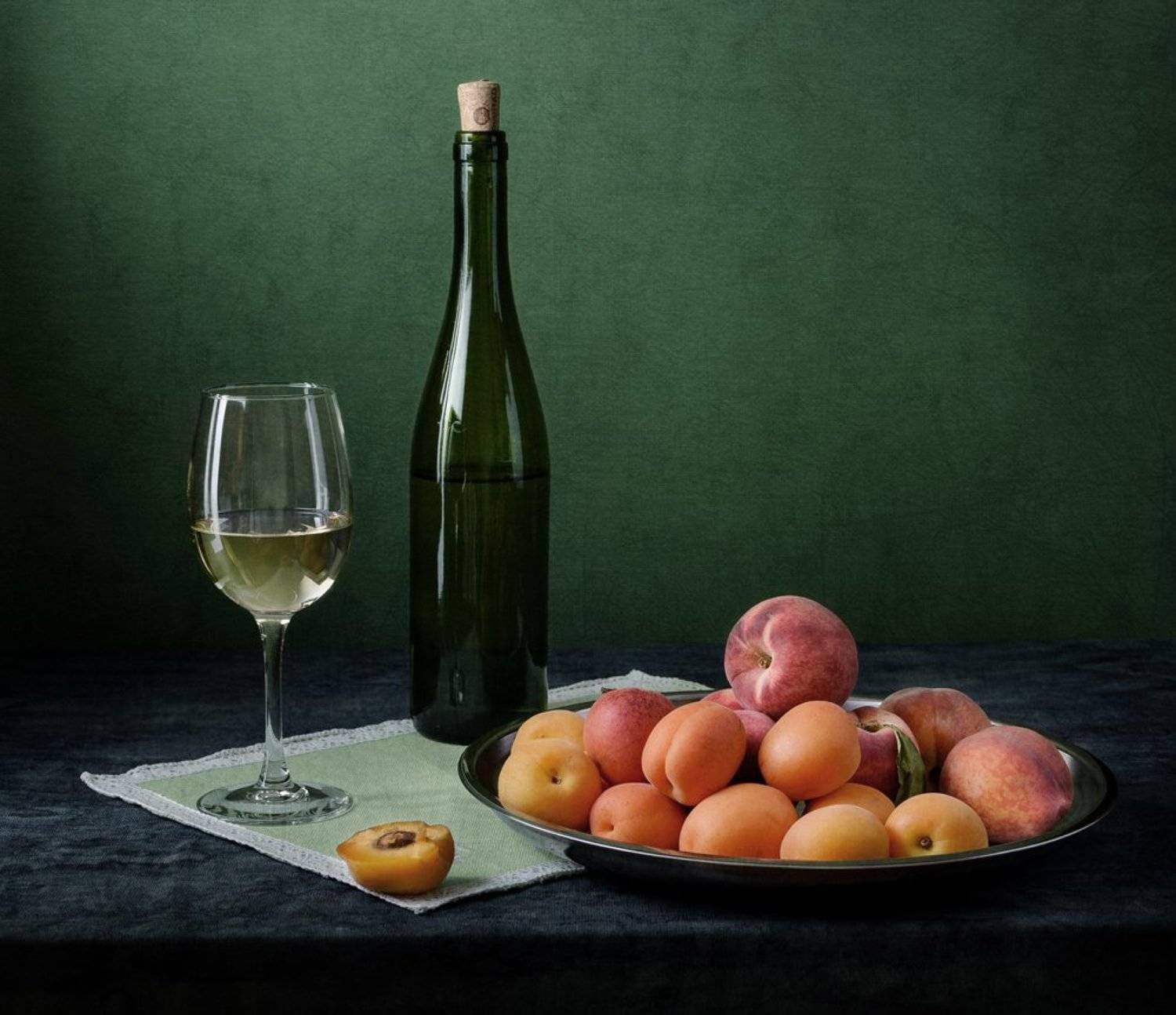 абрикосы, вино, персики, Андрей Угренинов