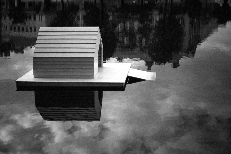 город, улица, архитектура белый дом фото превью