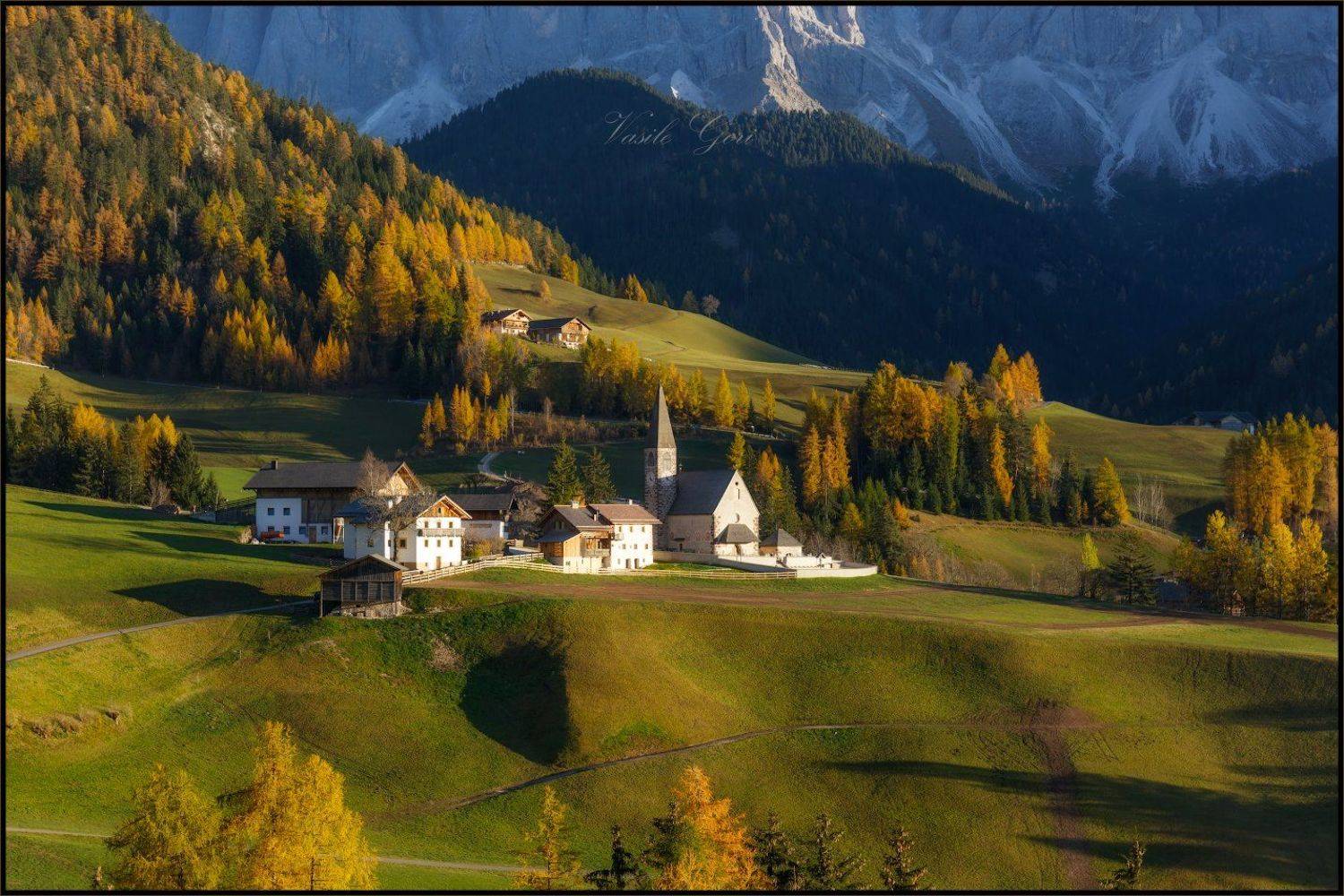 santa maddalena,val di funes,le odle,италия,горы.доломиты,санта магдалена,вал ди фунес.вечер,свет,закат,осень., Василий Гори