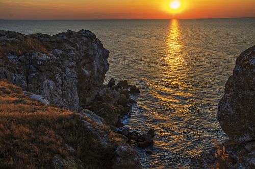 Закат в бухте Генеральских пляжей