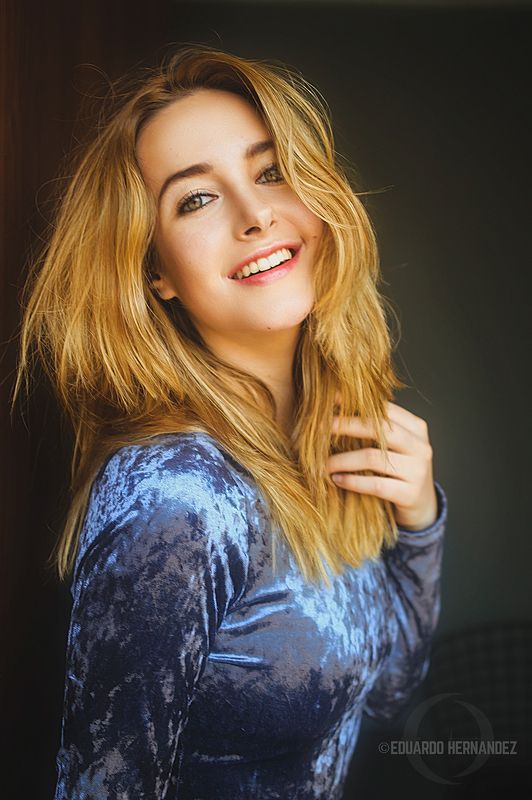 portrait, blue, yellow, cdmx, Clicks of Duty: Cons. фото превью