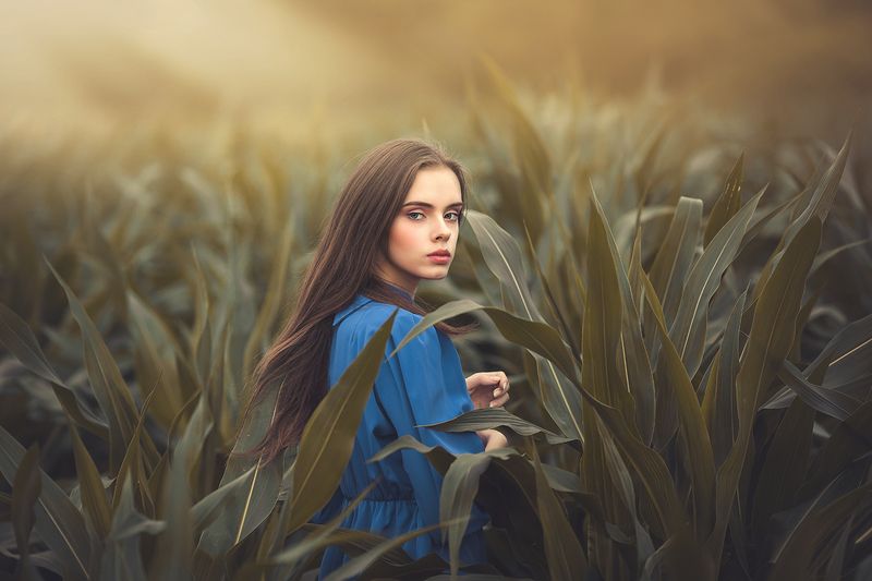 Laura фото превью