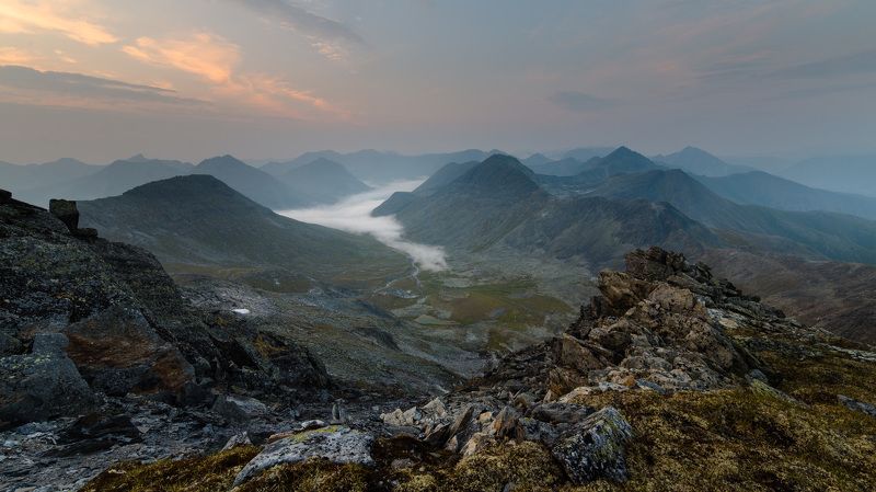 туман, горы, пейзаж, сумерки Туман в долине фото превью
