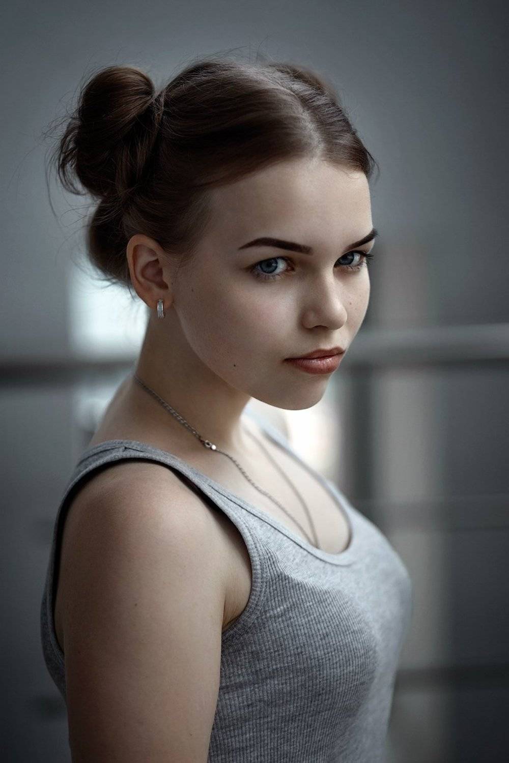 портрет девушка, Михаил Корнилов