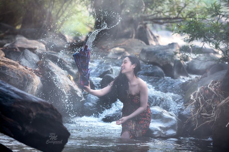 portrait woman nature creek  Cheerful фото превью