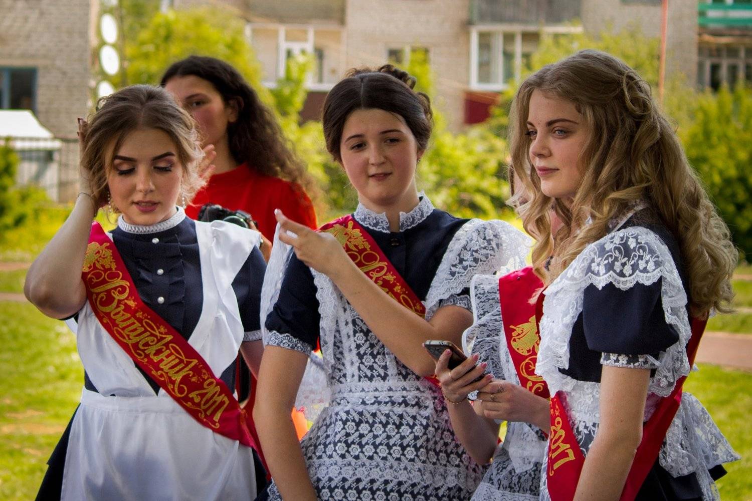 последний звонок, школа, школьники, ученики, девочки, Руслан Востриков