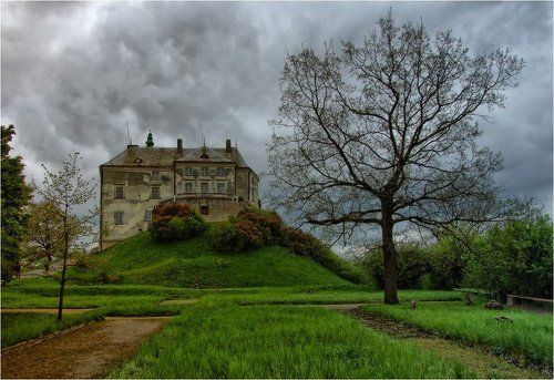 Олесский замок