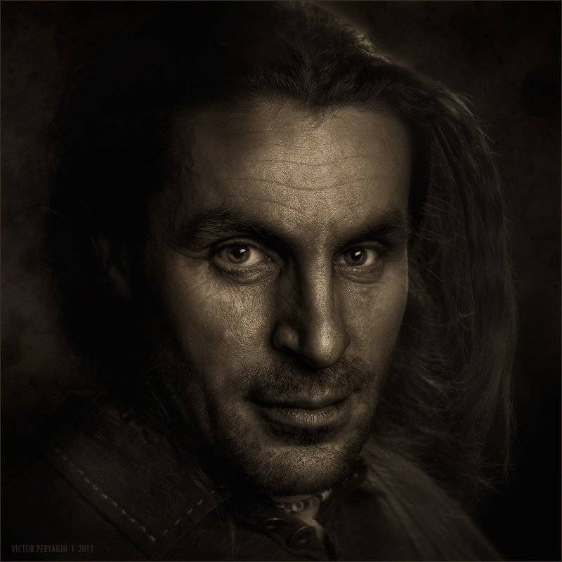 , Виктор Перякин