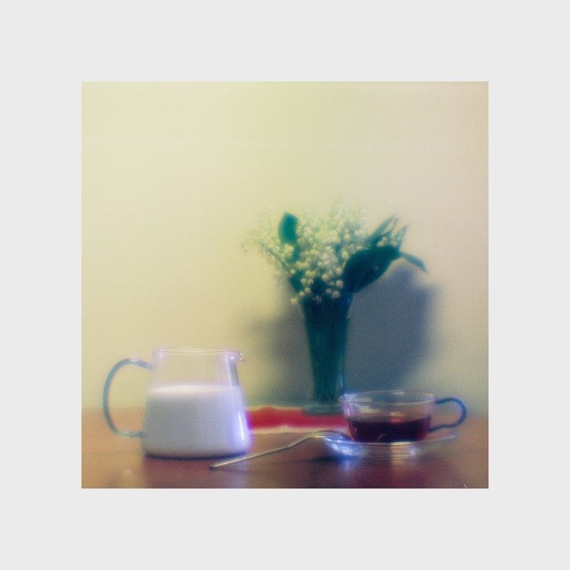 Чай с молоком фото превью