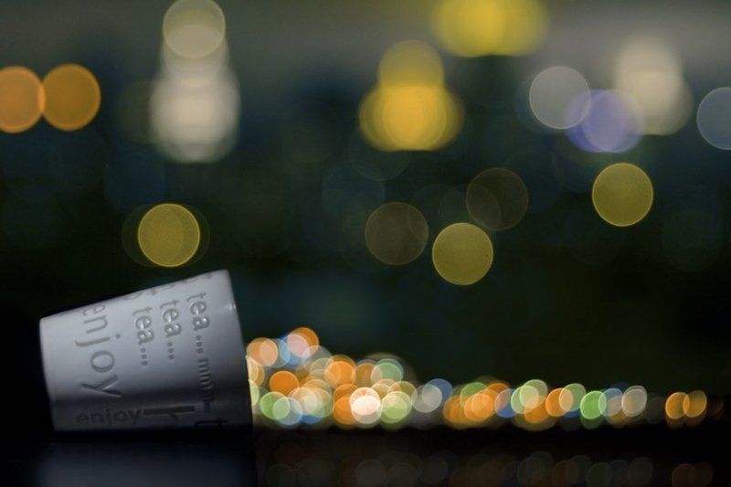 кружка, коктейль, боке, коллаж Вечерний коктейль фото превью